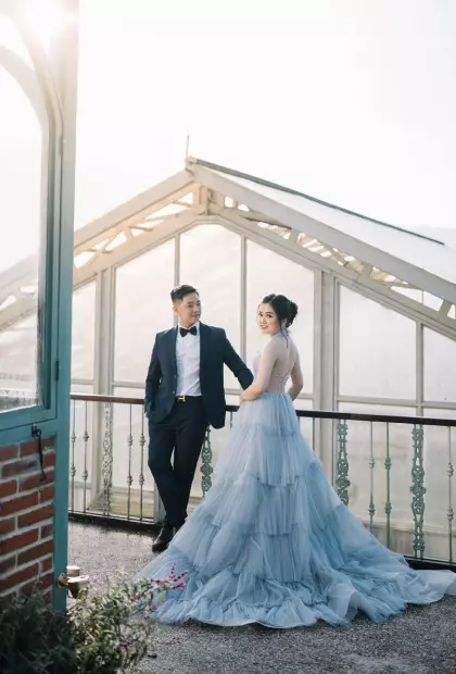 dress prewedding