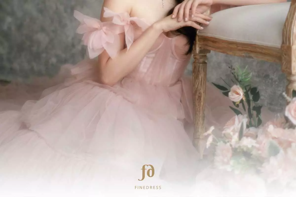 Gaun Prewedding yang Paling Cocok untuk Setiap Konsep