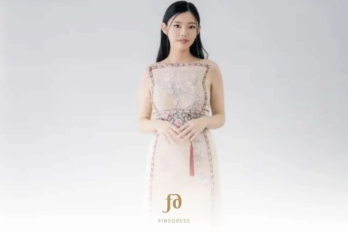 Inspirasi Gaun Sangjit Elegan yang Banyak Dipilih Calon Pengantin Modern