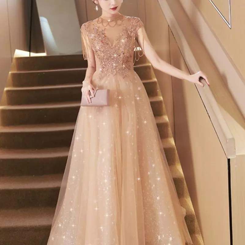 Perhatikan Detail Dress