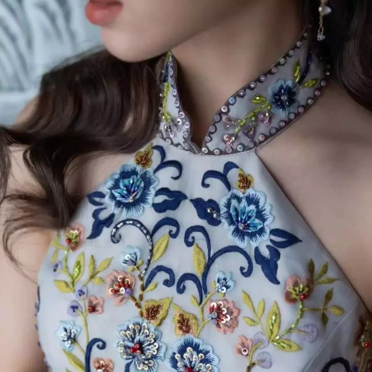 Detail yang Membuat Gaun Sangjit Terlihat Mewah
